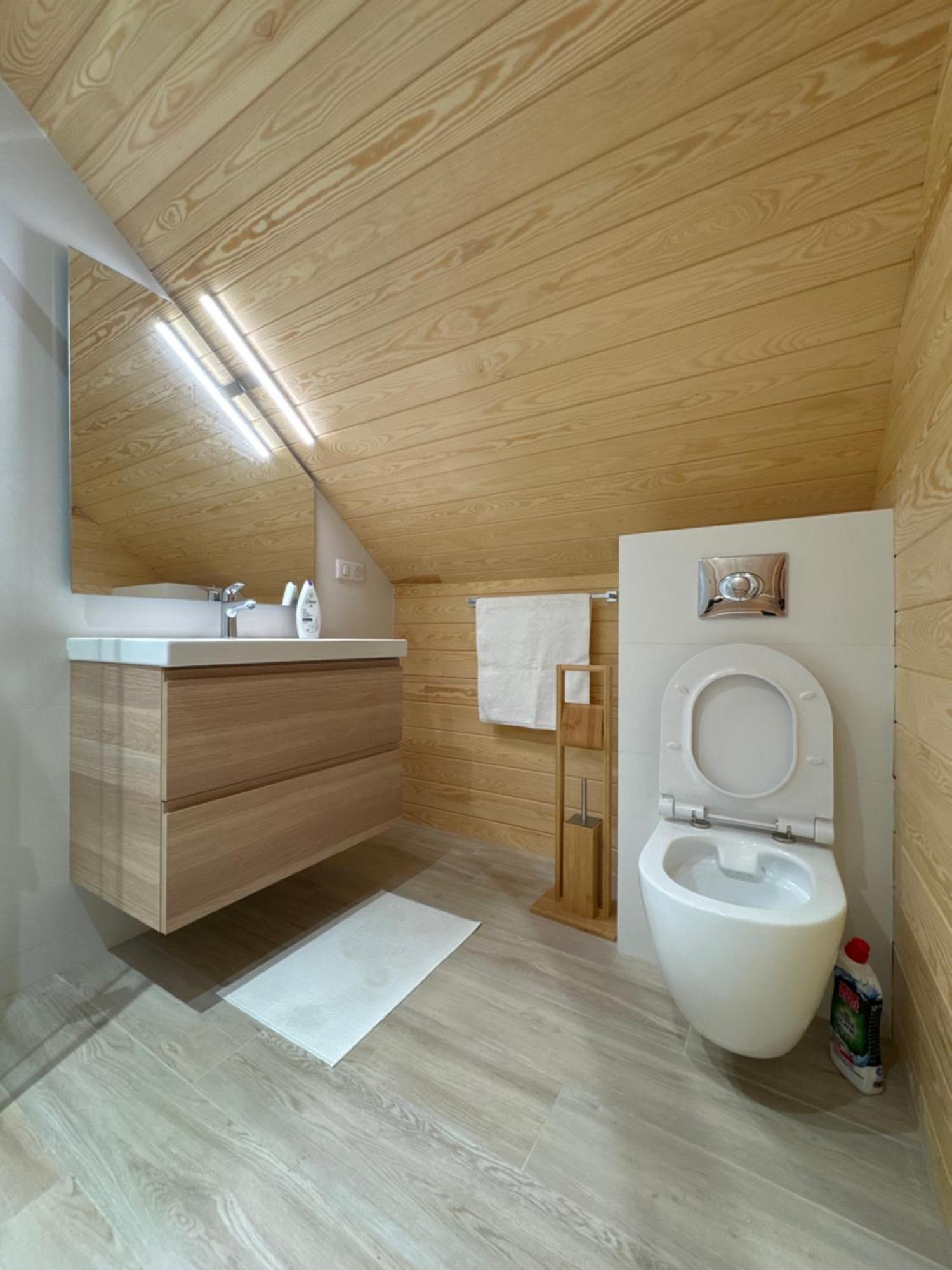 Dolina Sanu Hotel Krzeszow  Ngoại thất bức ảnh